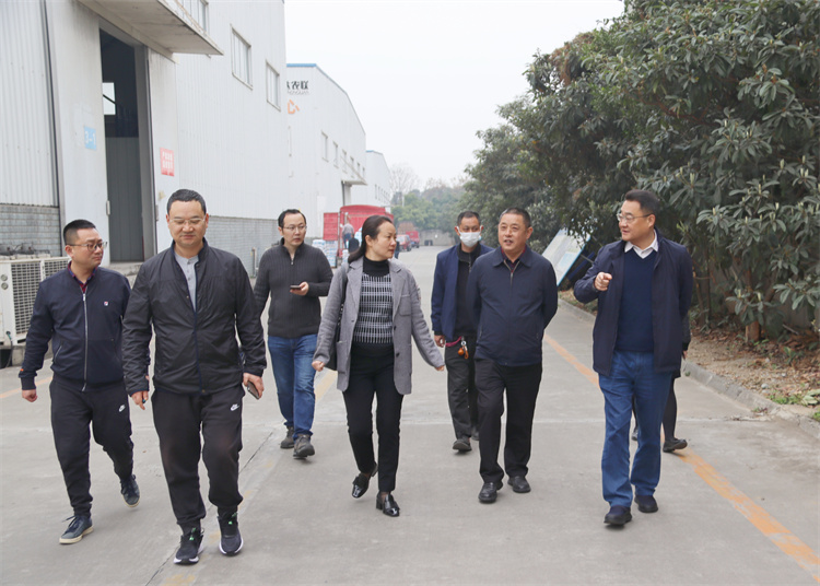 鄧華帶隊赴龍泉、資中調研
